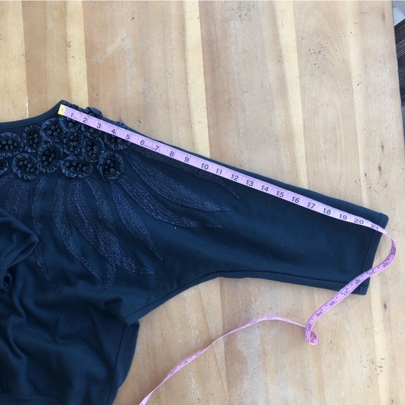 Vintage 80s Black Sweatshirt Batwing Beaded Sequins Flower Appliqué Decorative - Picture 12 of 14